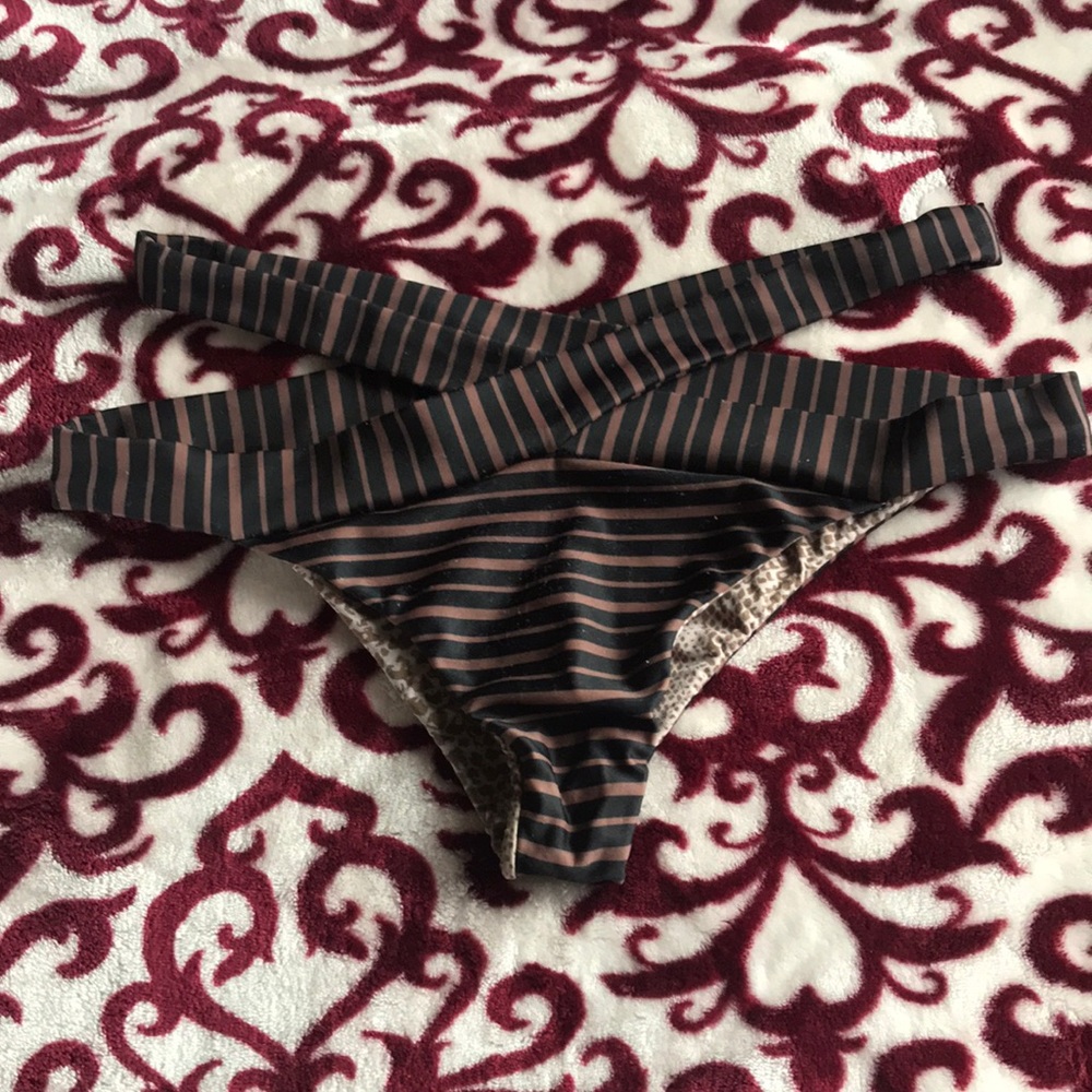 Acacia swim bottom